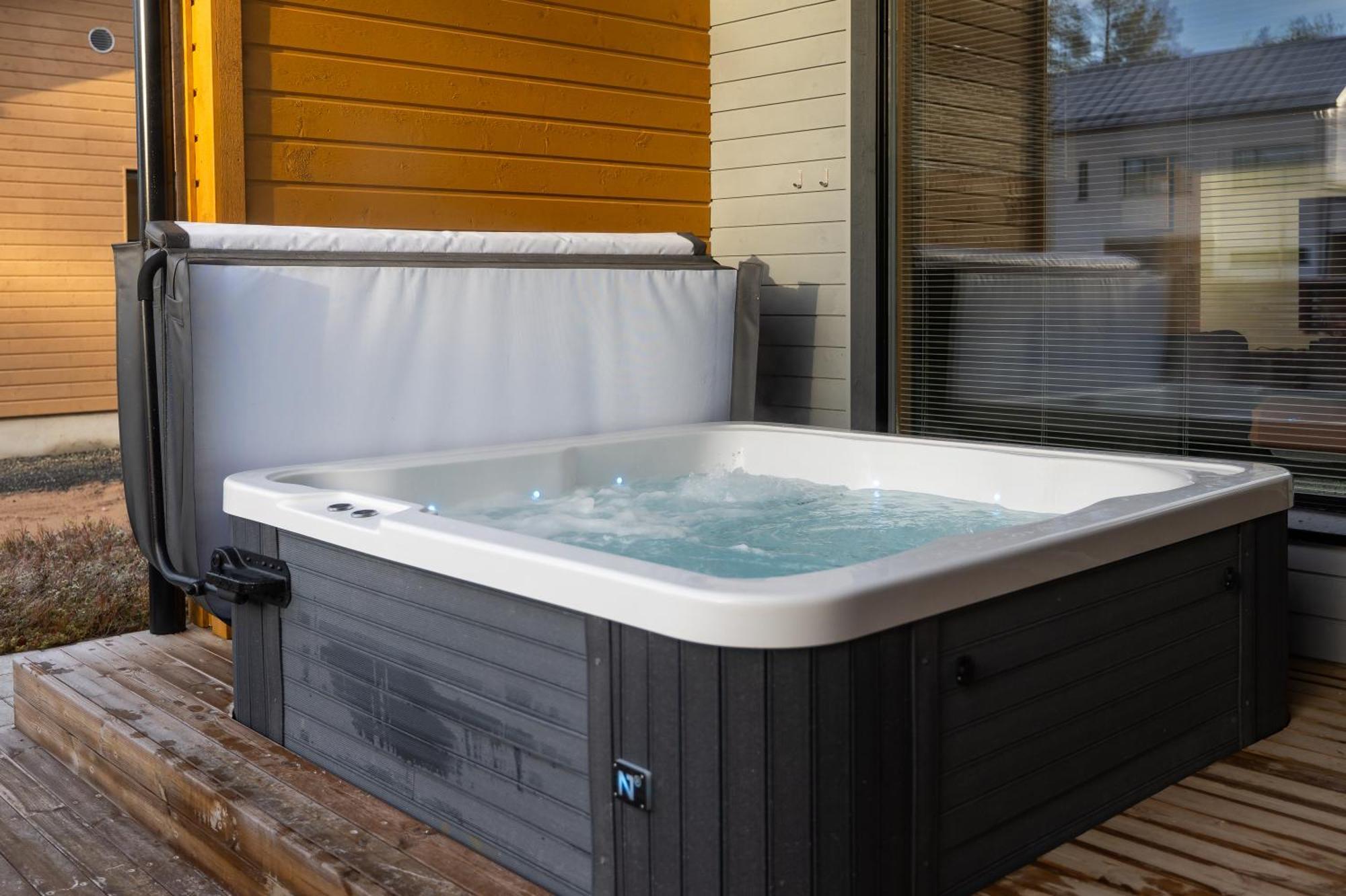 Premium Lapland Villa With Jaguzzi روفانييمي المظهر الخارجي الصورة